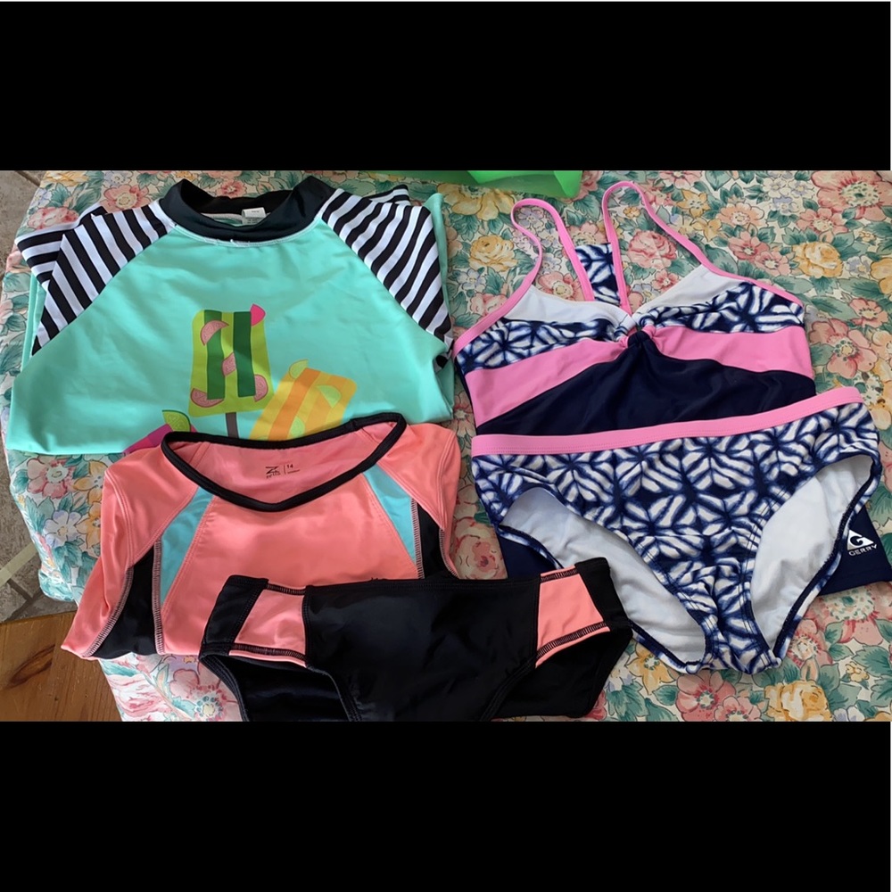 Girls Swimsuits